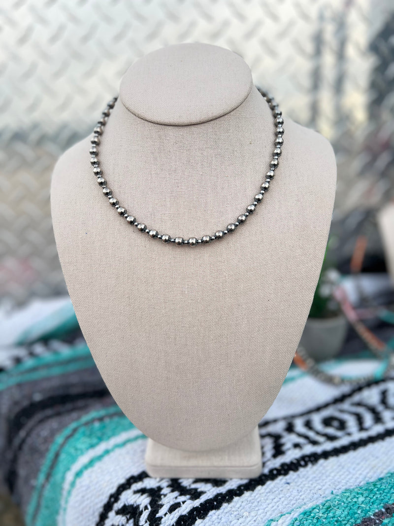 The 3mm & 6mm Alternating Pearls