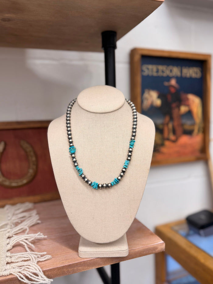 The Kingman Chip and Sterling Silver Pearl Necklace