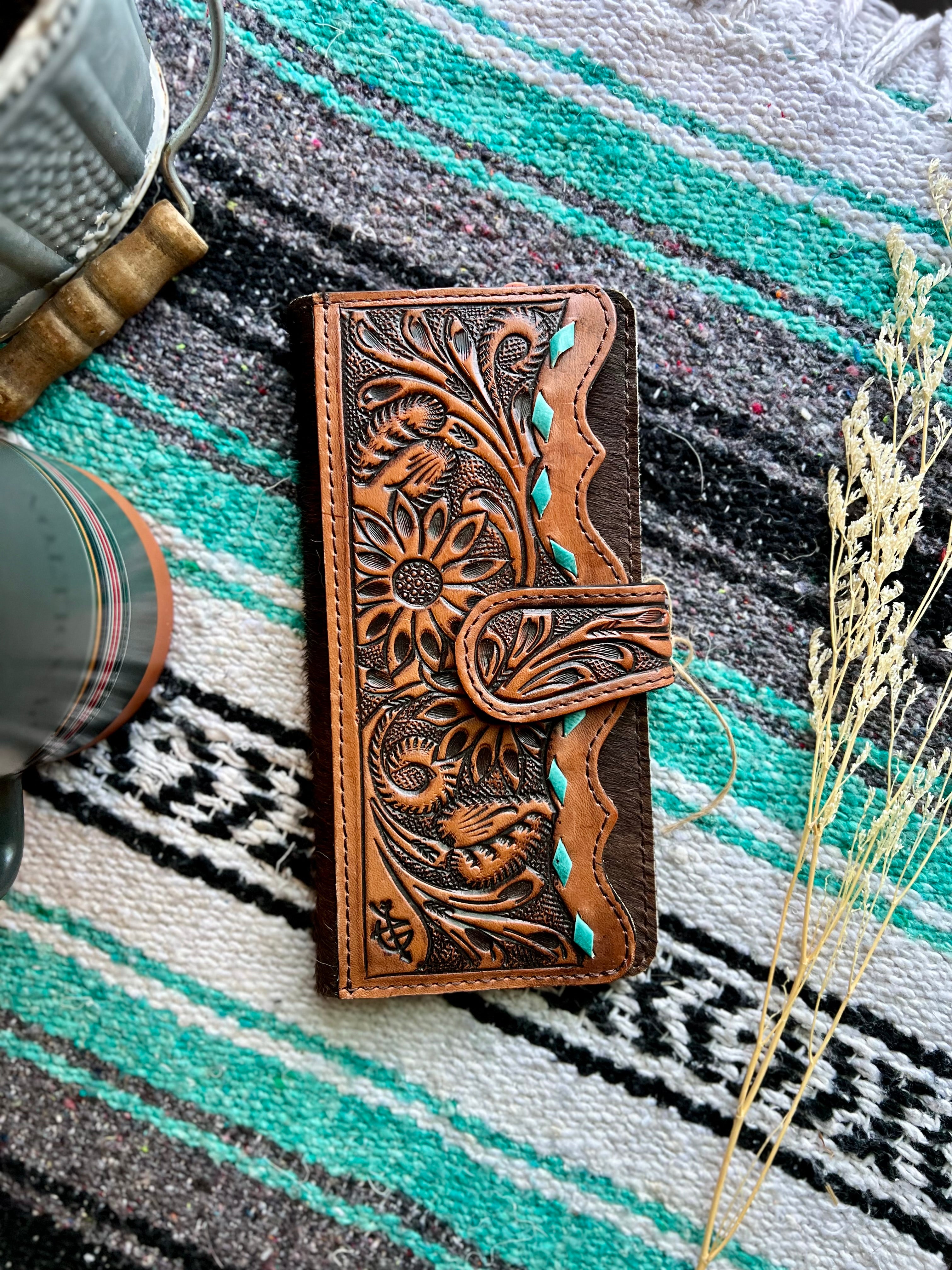 Wallets, Coin Purses & Cardsleeves – Twisted Mountain Boutique
