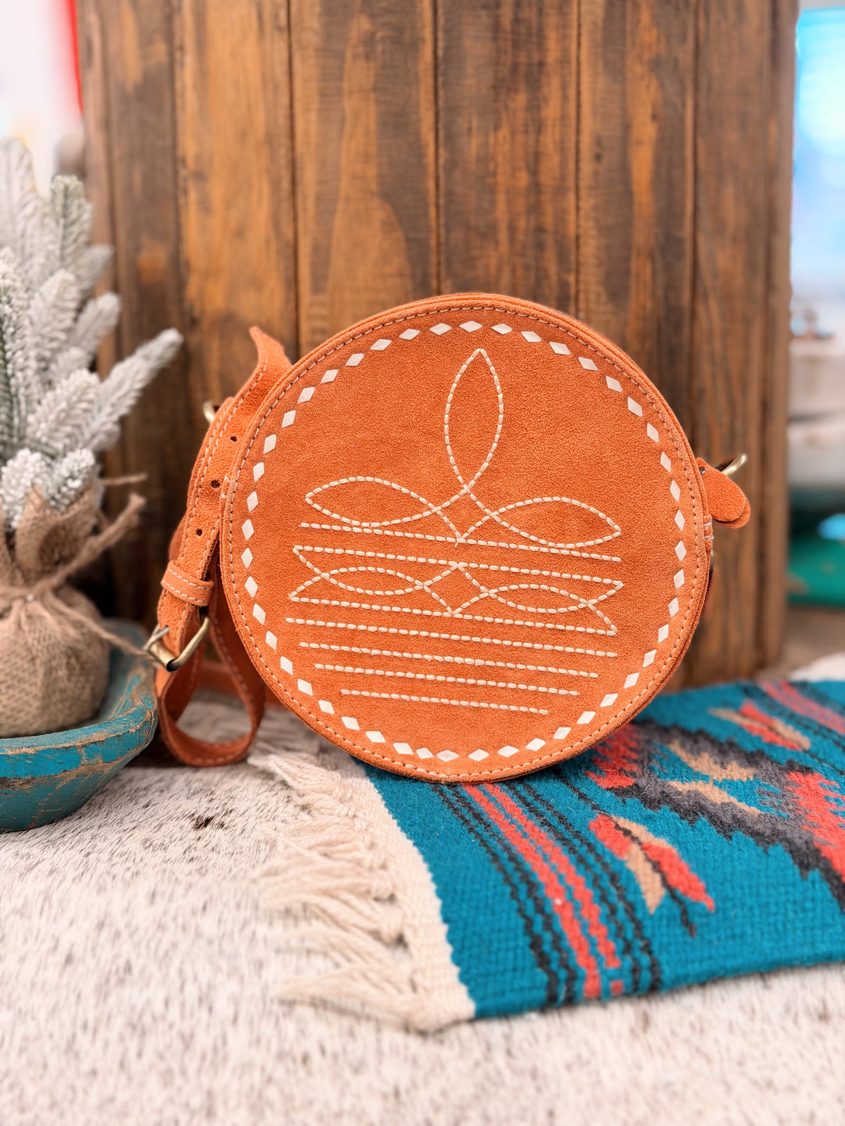 The Autumn Boot Stitch Canteen