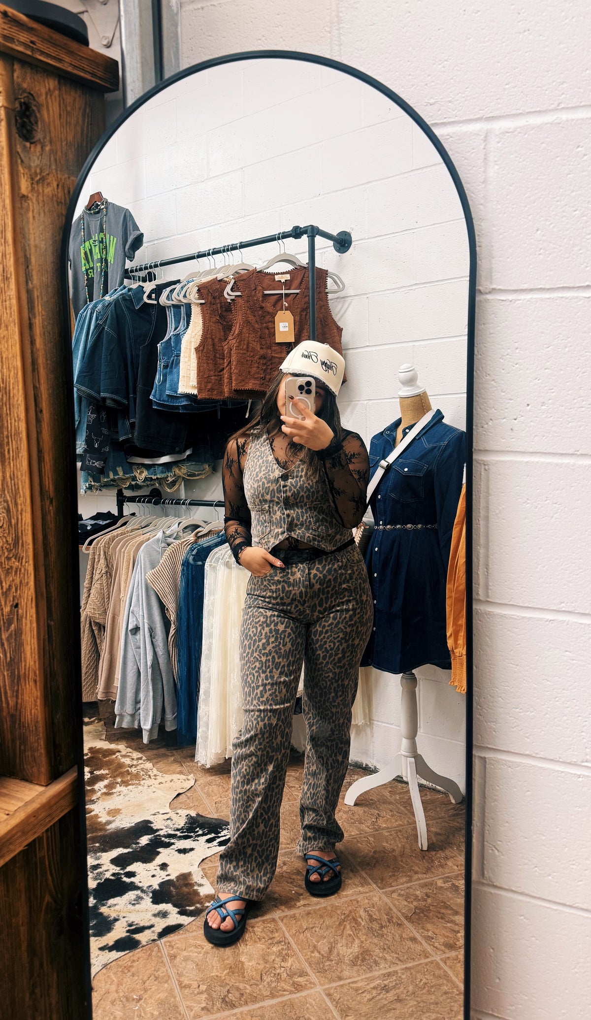 The Cece Cheetah straight leg jeans