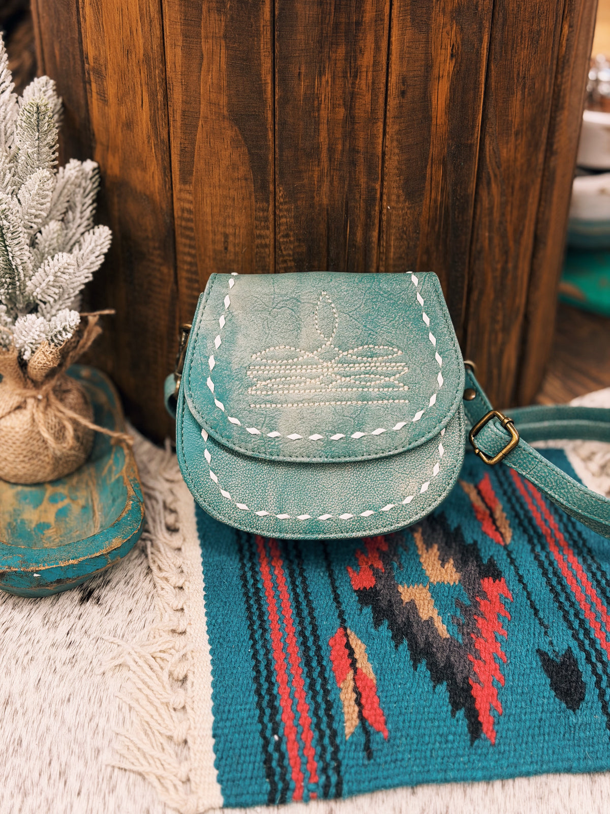 The Tortise Turquoise Stitched