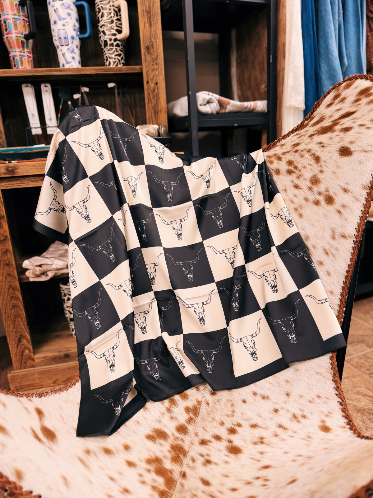 Welcome Long Rag The Long horn checkered wild rag – Twisted Mountain Boutique